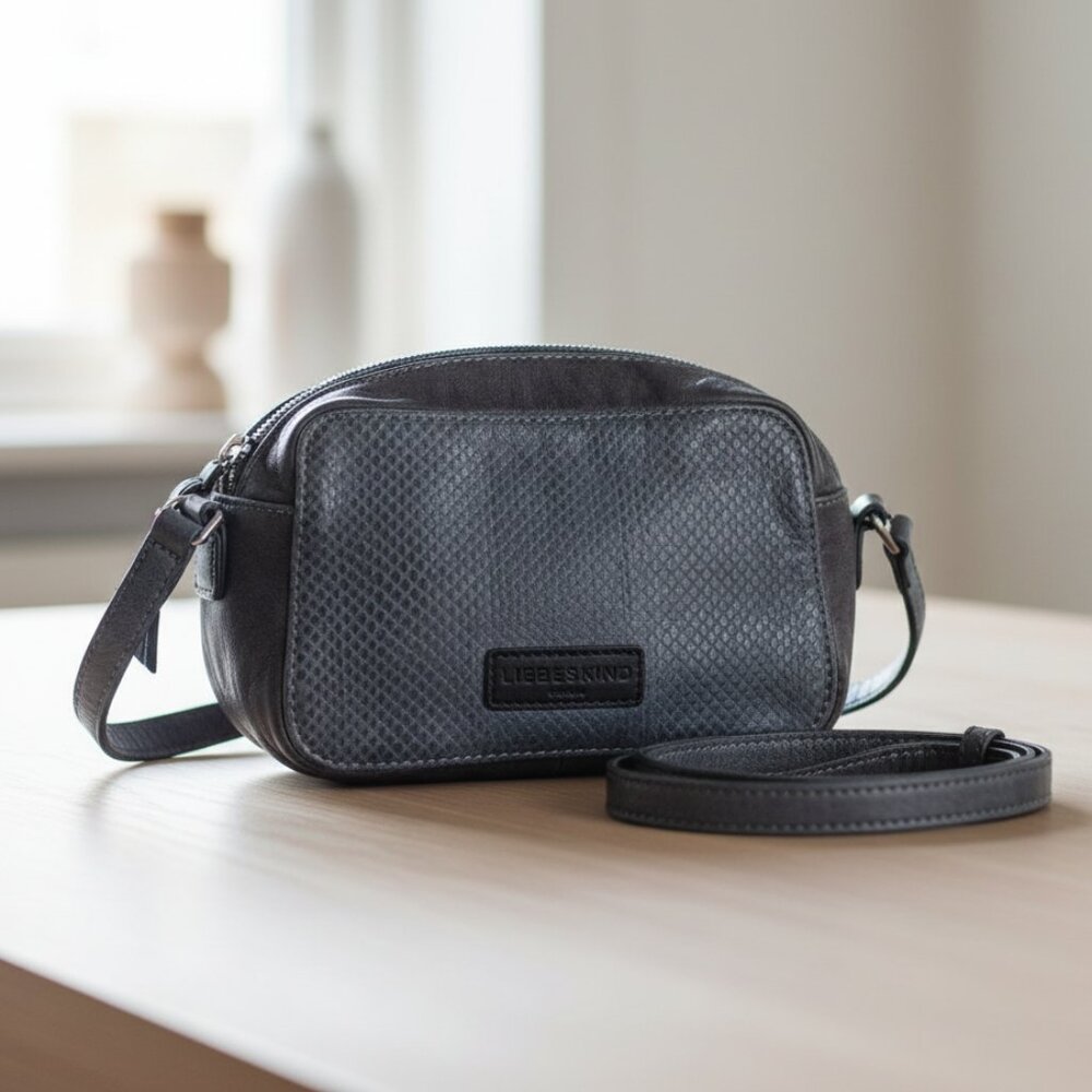 Liebeskind Dibaja City Line Crossbody Bag Purse Pouch Clutch Soft Leather